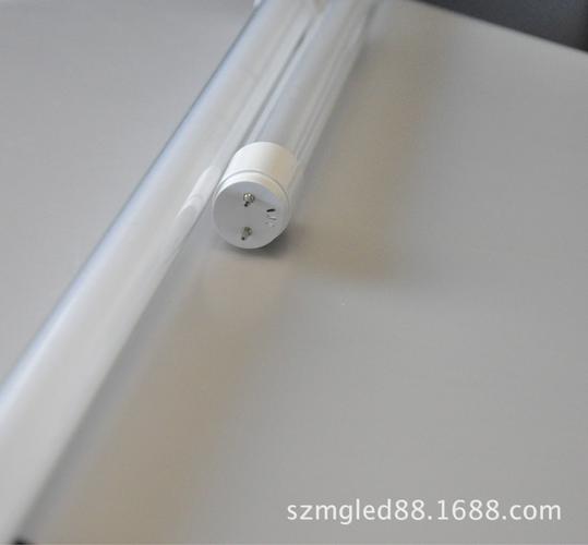 厂家销售 16w led日光灯管 玻璃外管 160度发光完美替换t8日光管